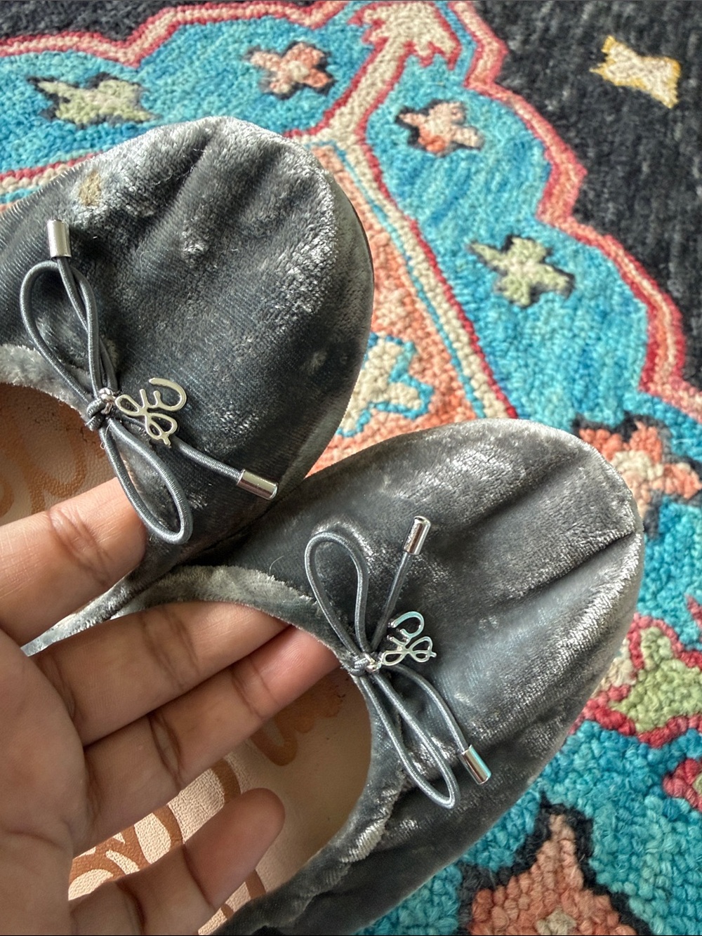 Sam Edelman Silver Gray Velvet Ballet Flats with Bow Charm - Picture 2 of 4